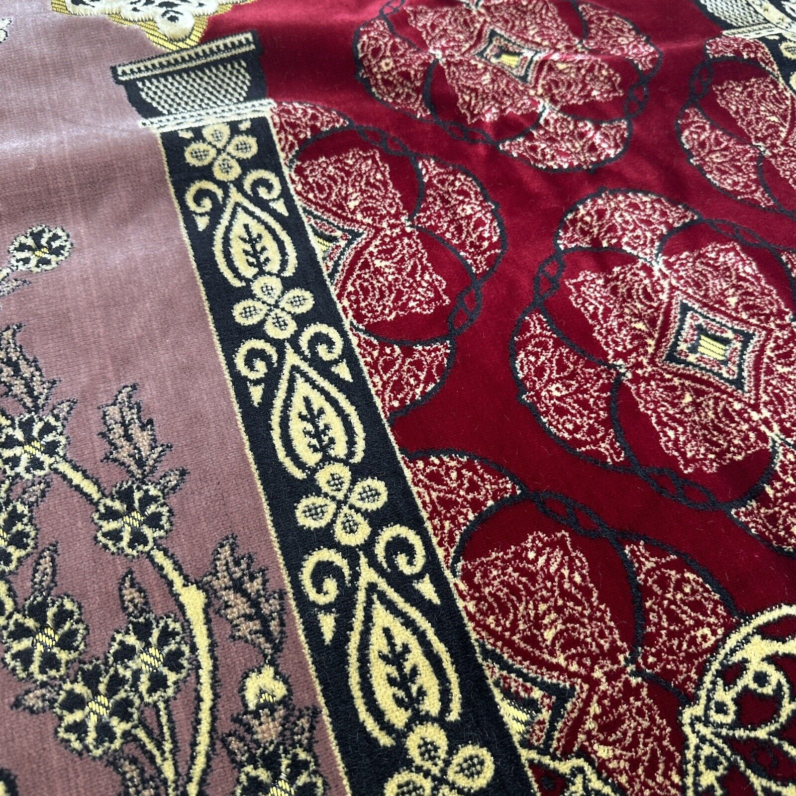 3 Person Prayer Rug - 1006 - Image 4