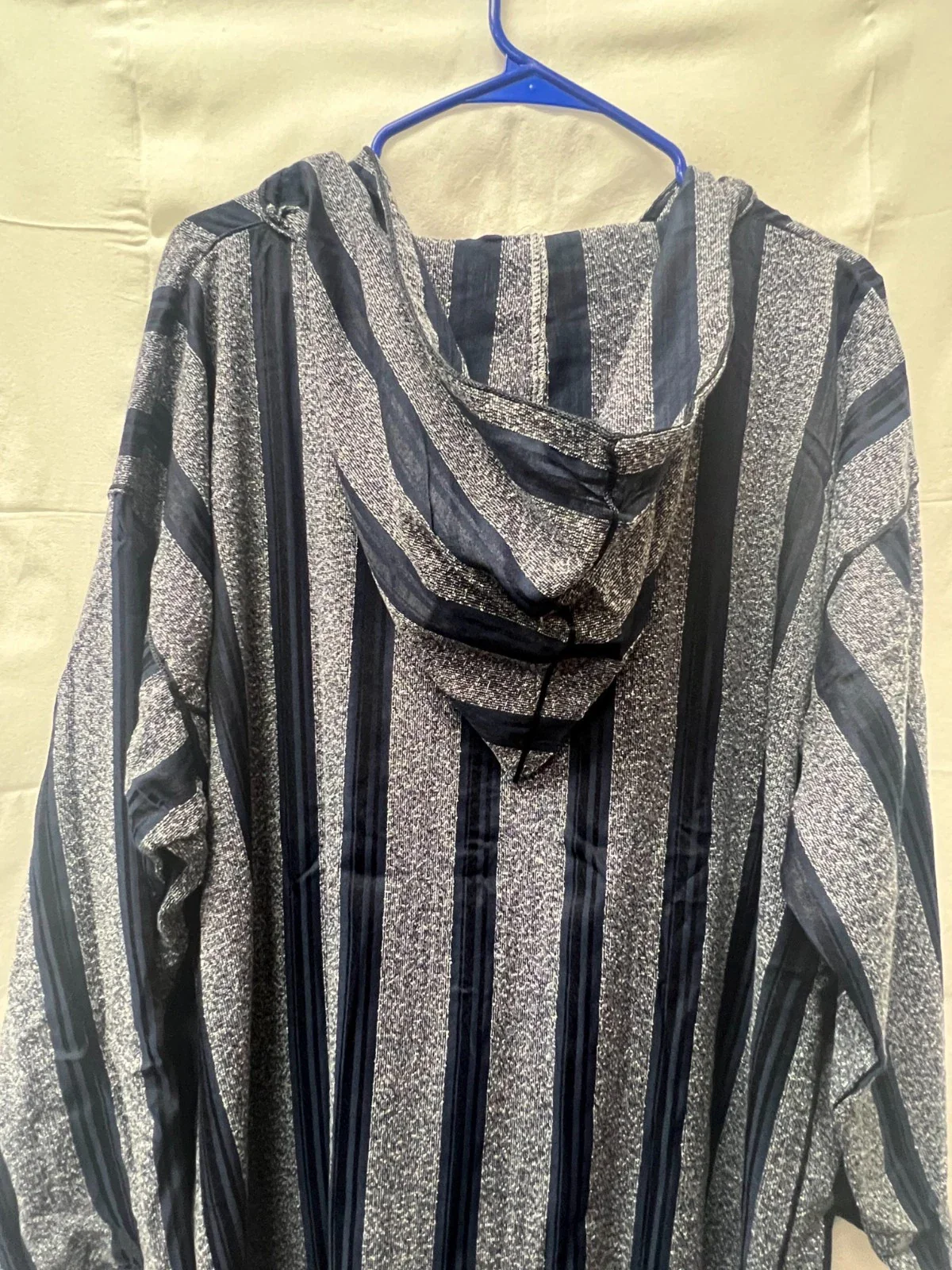 Men's Moroccan Striped Hoodie Thobe - Navy/Silver - Image 3