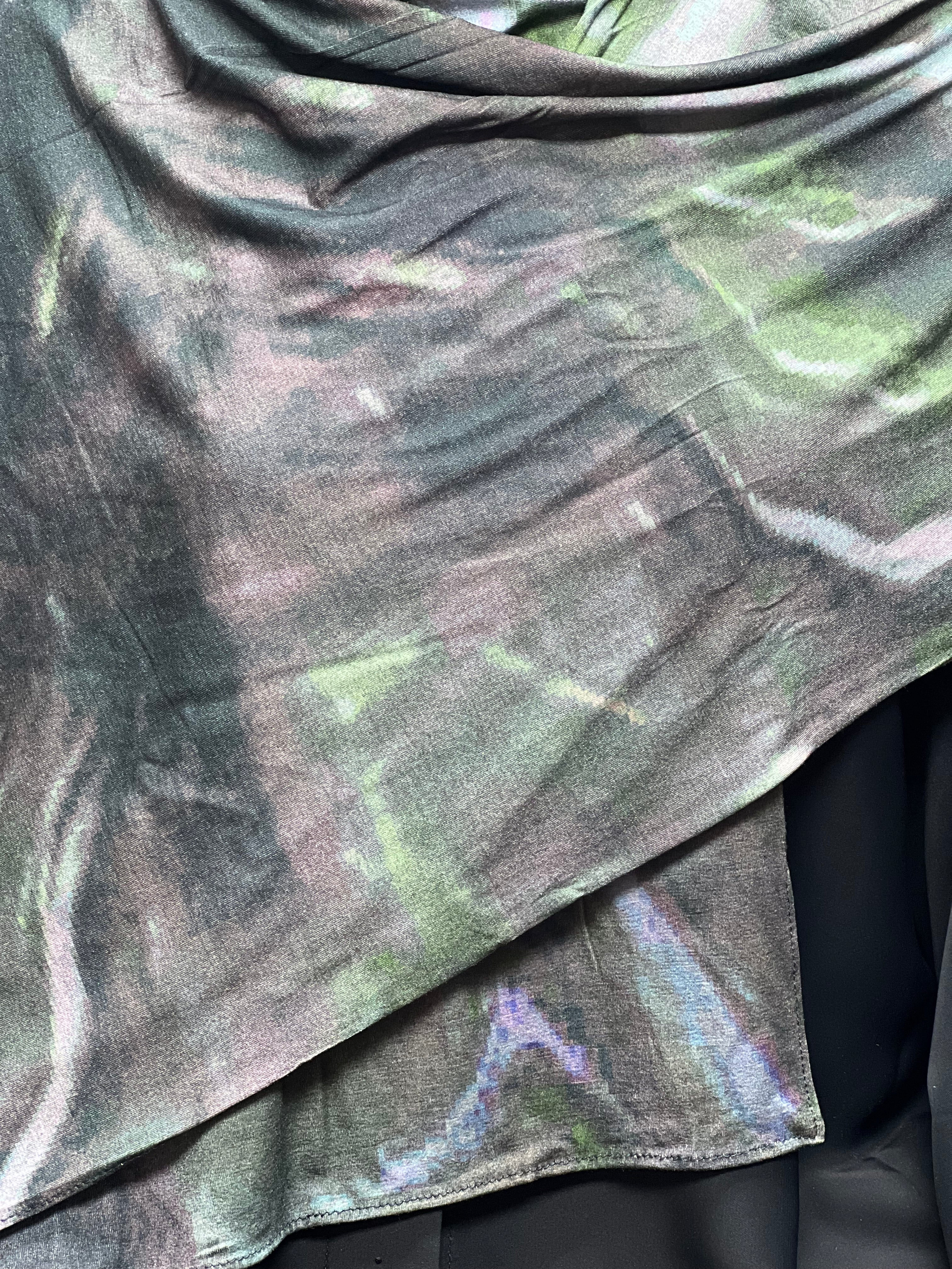 Printed Jersey Hijab - Galaxy - Image 3