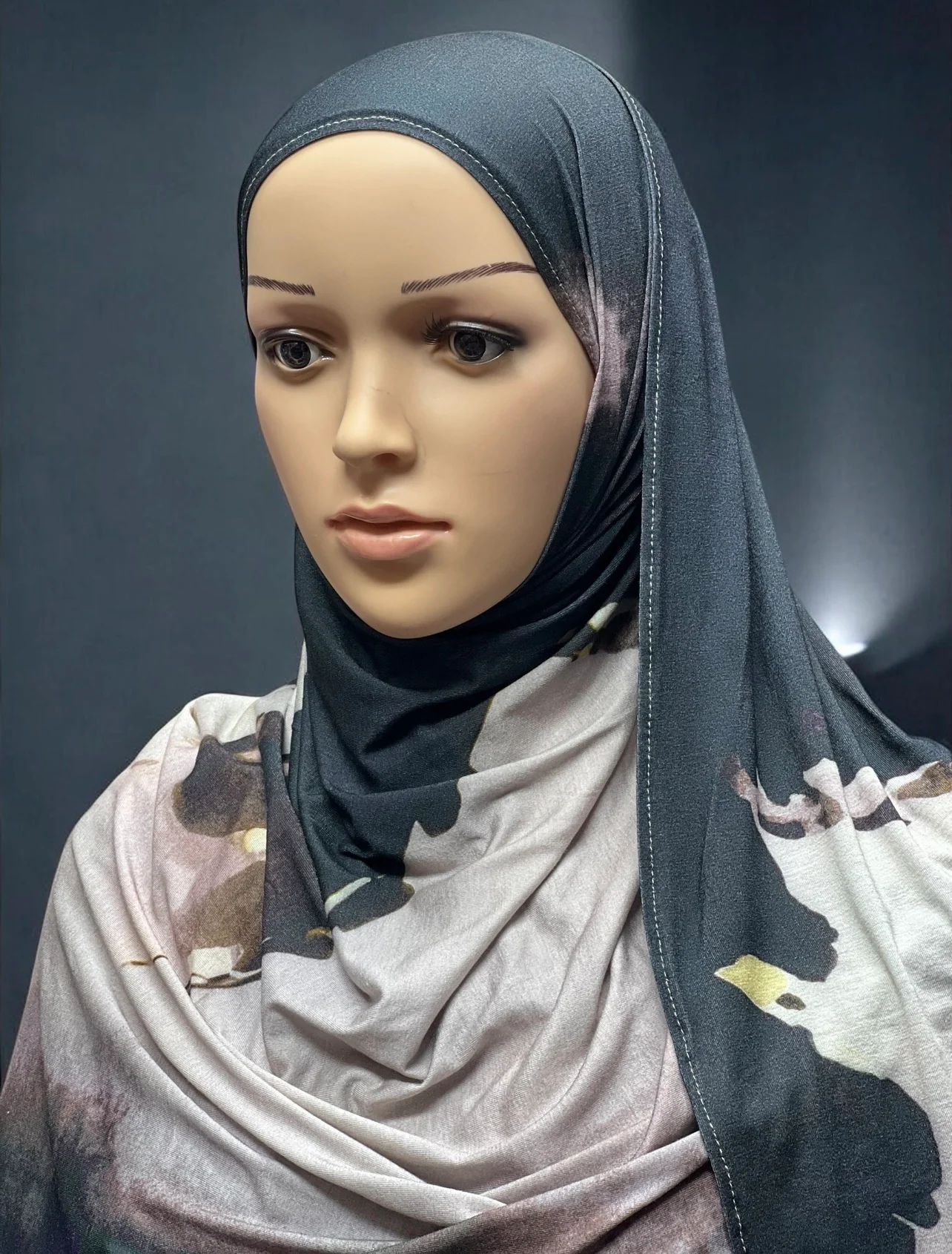 Printed Jersey Hijab - Gray - Image 2