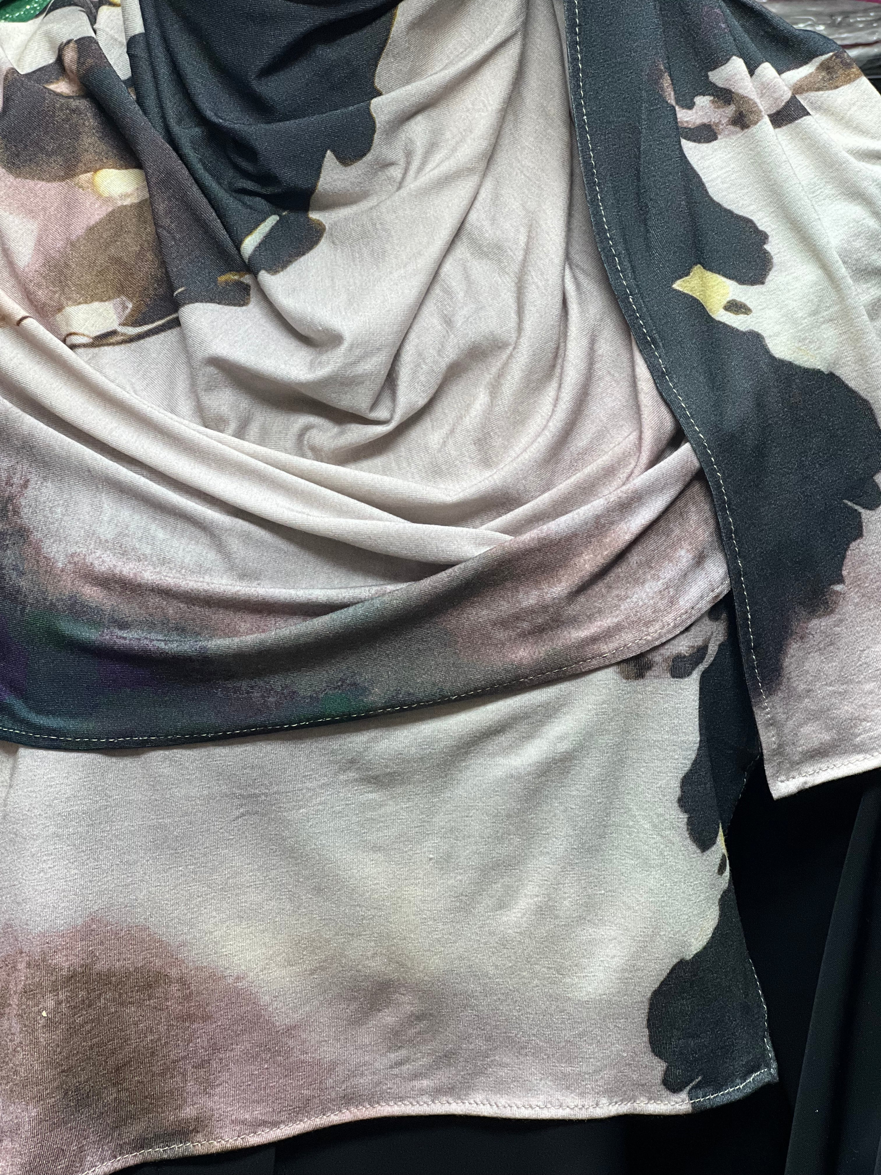 Printed Jersey Hijab - Gray - Image 3