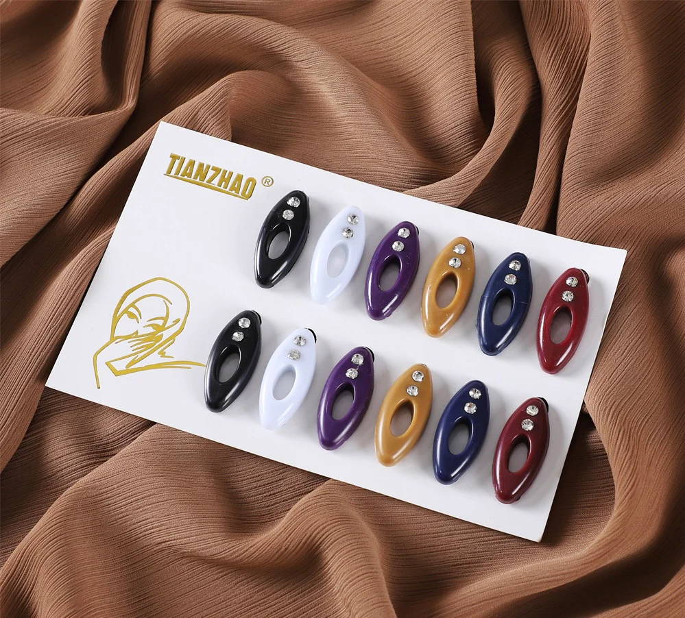 Safety Pins - 12 Pack - Image 4