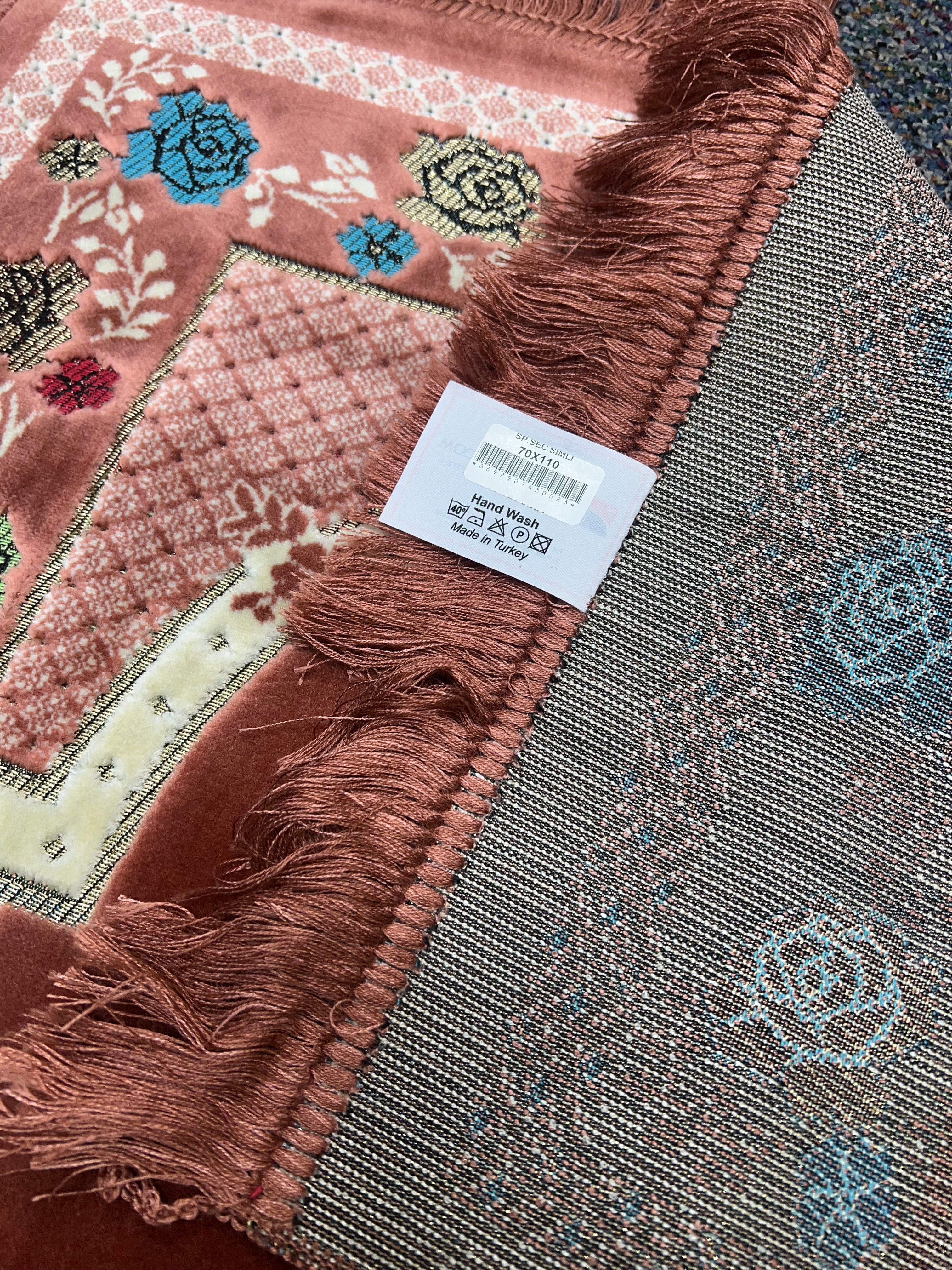 Luxury Pink Floral Islamic Prayer Mat - Soft Janamaz with Cream Border - Image 2