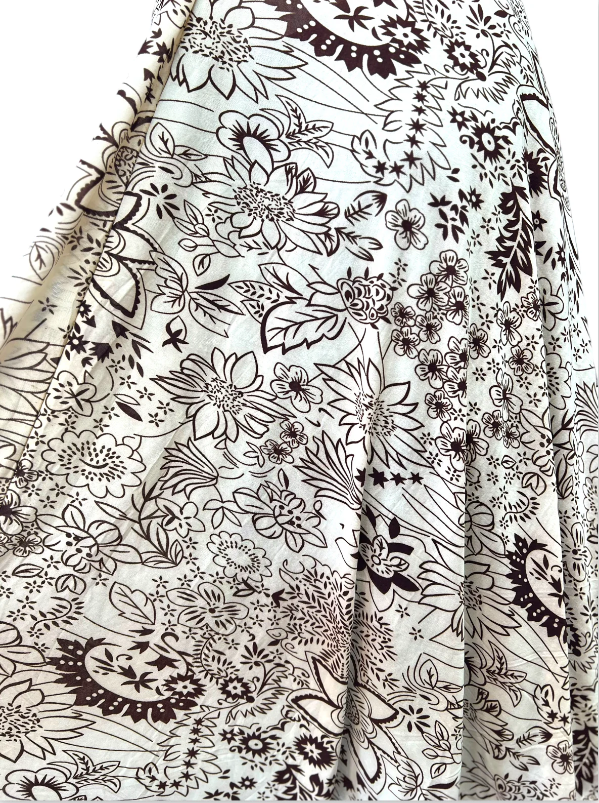 XXL Women’s Printed Prayer Hijab - Beige Floral - Image 4